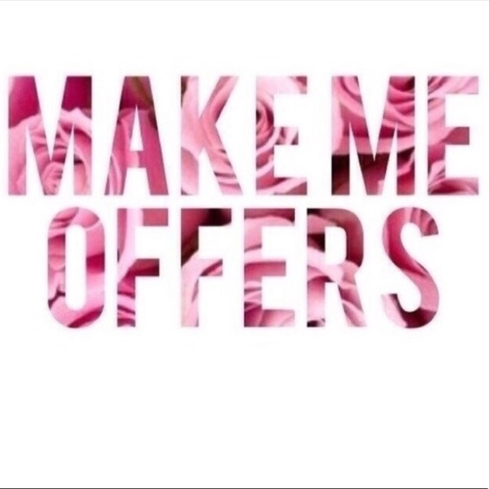 MAKE AN OFFER/BUNDLE!!